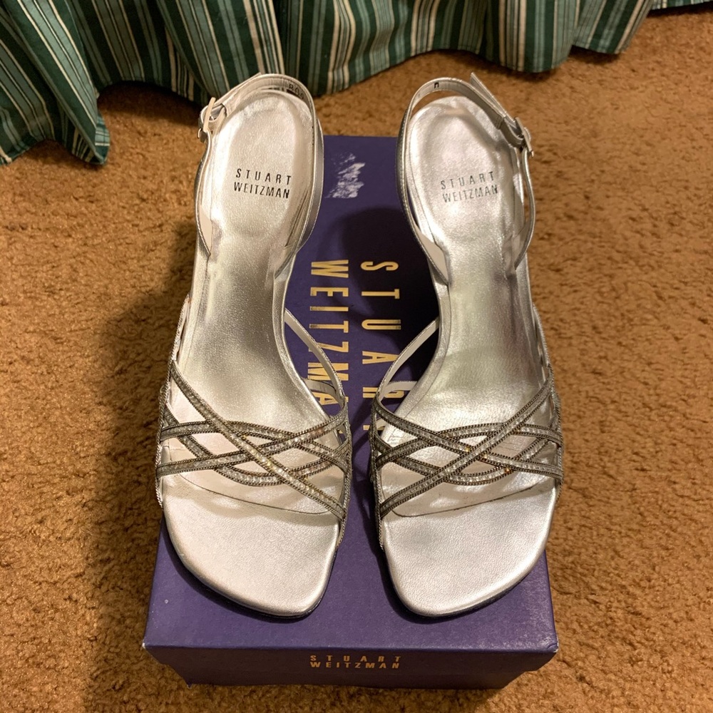 Stuart Weitzman volts silver supple kid size 6.5